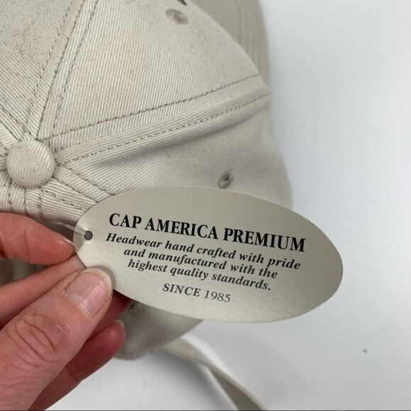 BENTLEY Bethesda White Unisex Baseball Cap NWT - Picture 4 of 5